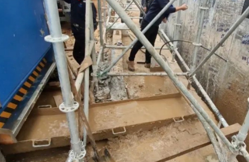 Conduct chute backfill