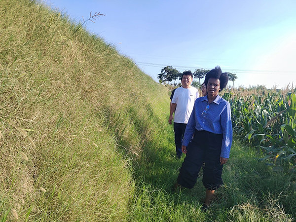 Ukrainian academicians conduct a site inspection
