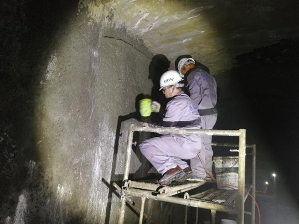 Leakage in Electrical Conduit Tunnel