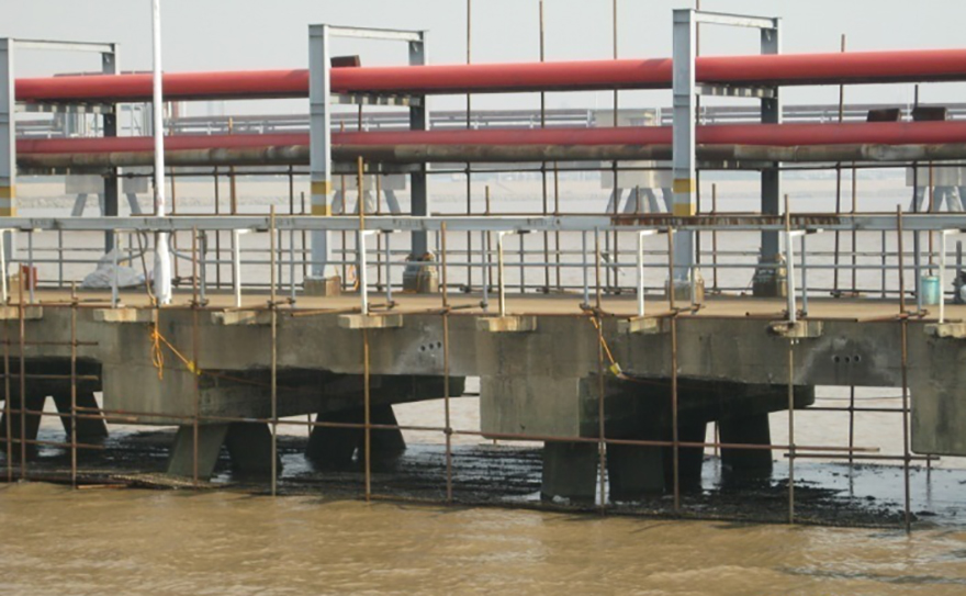 Anticorrosion and Impermeability Restoration for Marine Dock Structures