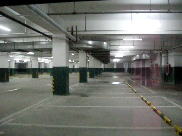  Leakage in an Underground Garage